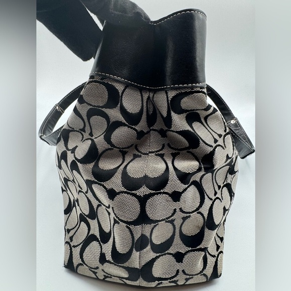 Coach Penelope Signature Shoulder / Tote Bag | Good Used Condition - Picture 6 of 17